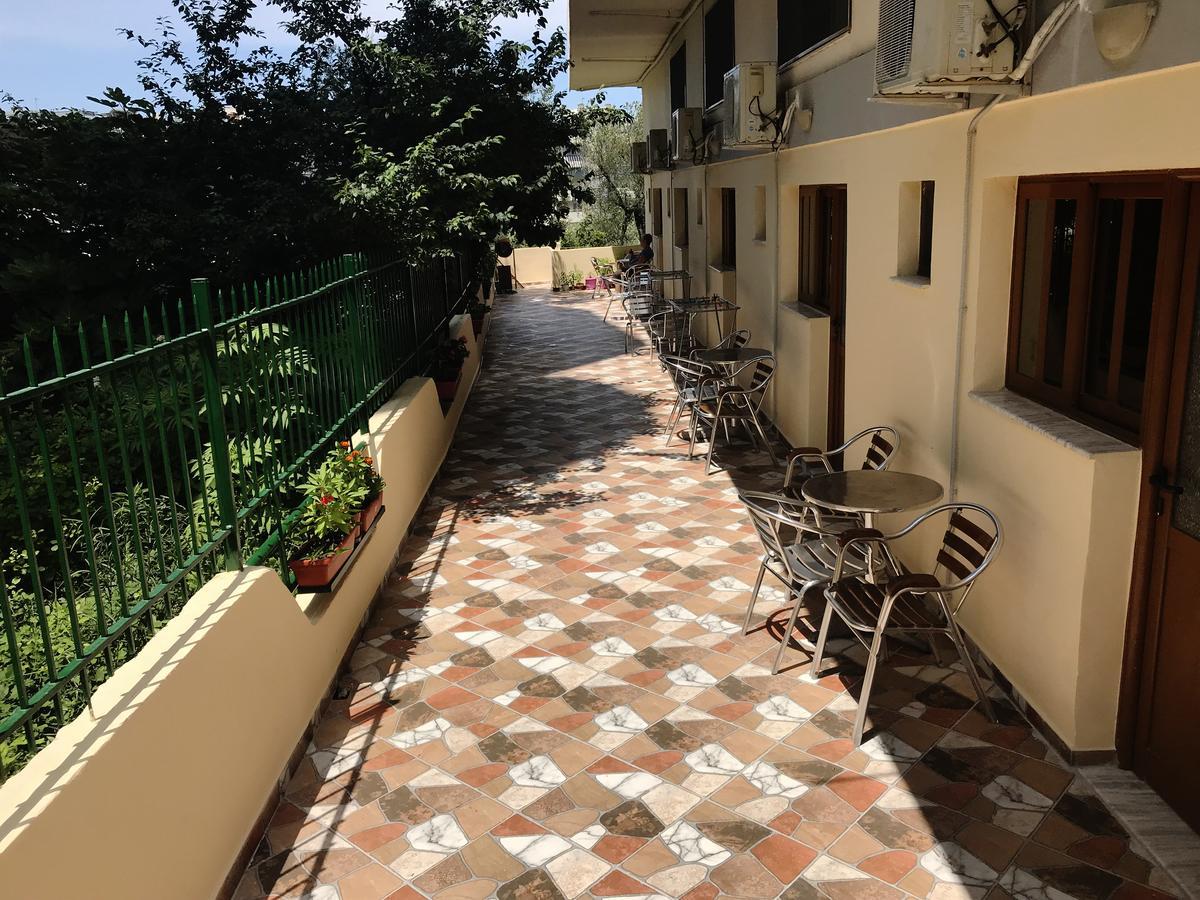 Flutura Apartments Vlorë Exterior foto